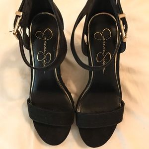 Jessica Simpson black wedges